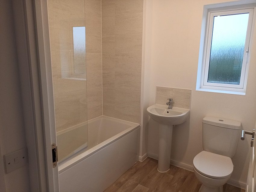 P42 Bamford Bathroom