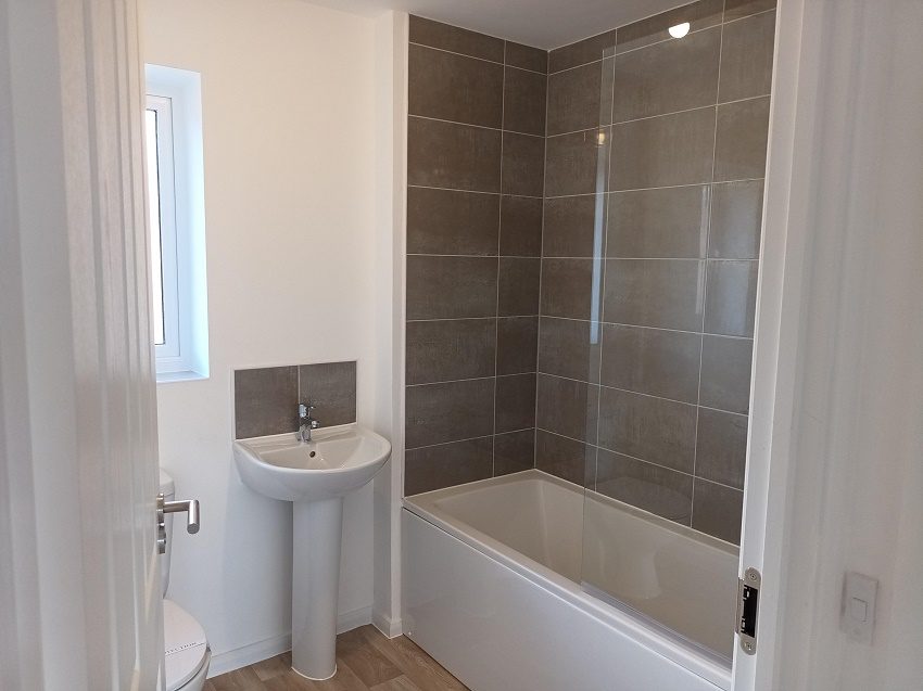 P66 Bamford Bathroom
