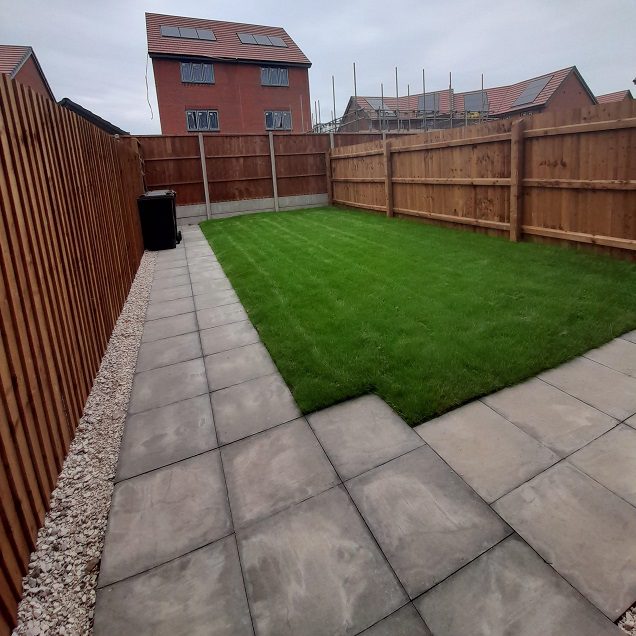 P569 Yew Tree Garden