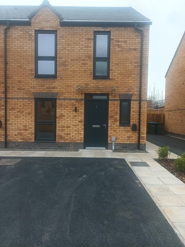 P9 Clarendon Front2 14042026