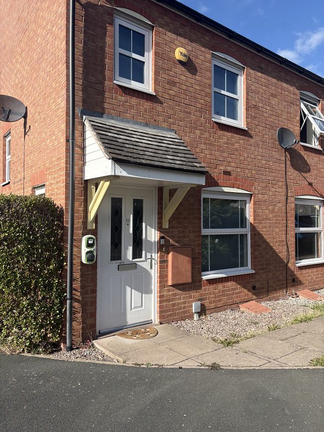 11 Cowdrey Close Front