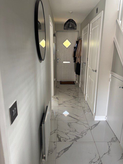 65 Chapel Rise Entrance Hallway