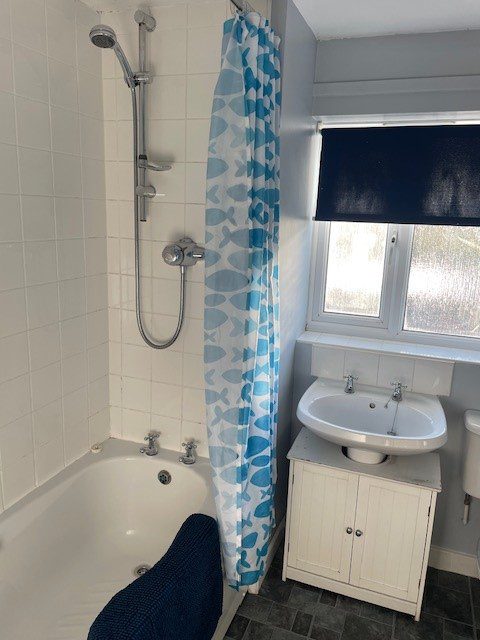 9 Bredon Drive Bathroom 1