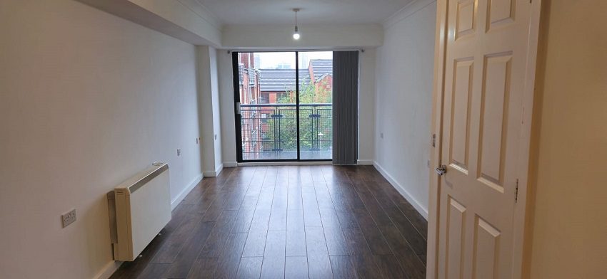 Flat 11, 4 Rea Place Living Room 2