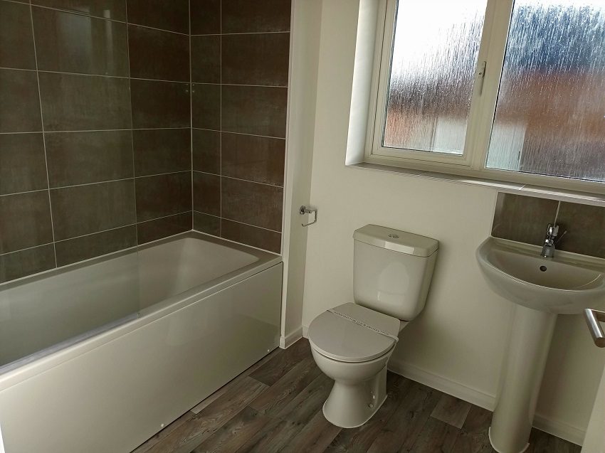 P195 Bamford Bathroom