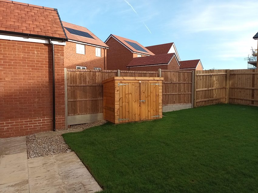 P195 Bamford Rear Garden