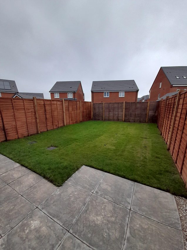 P363 Yew Tree Garden