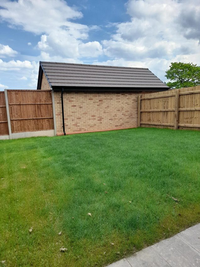 P90 Yew Tree Garden