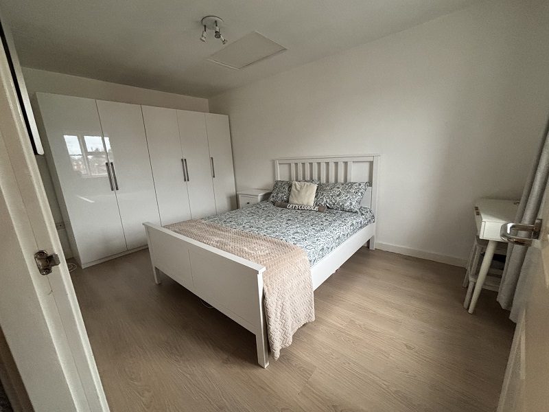 30 Berrowside Bedroom