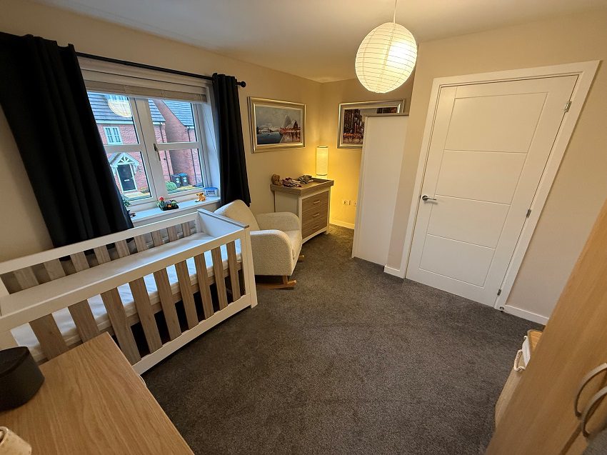 7 Oldbury Close Second Bedroom 2