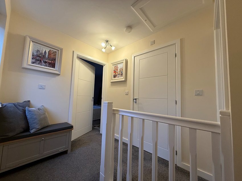 7 Oldbury Close Upstairs Hall