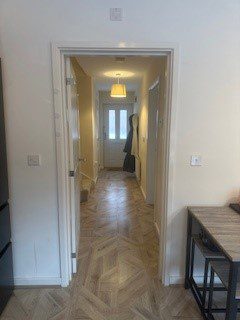 8 Tulip Tree Road Hallway