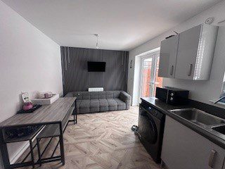 8 Tulip Tree Road Kitchen Diner