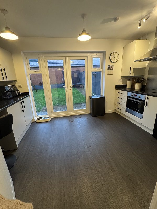 18 Wheelbarrow Img 2956