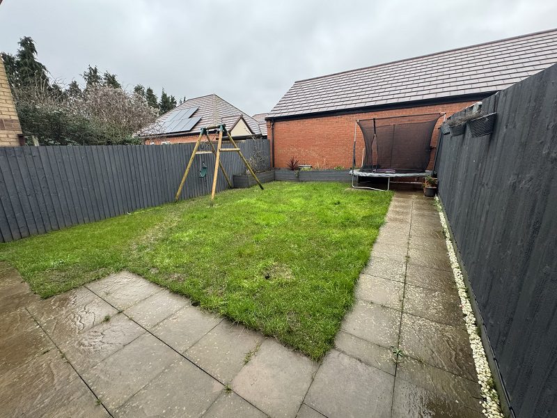 18 Wheelbarrow Img 2973