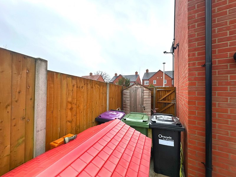 33 Staley G Image00012