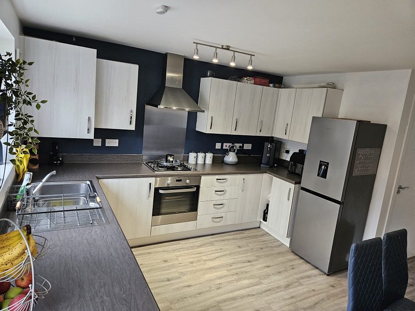 34 Ploughmans Lane Kitchen (3)