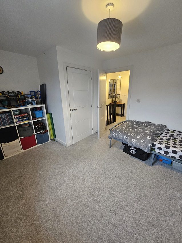 34 Ploughmans Lane Second Bedroom (3)