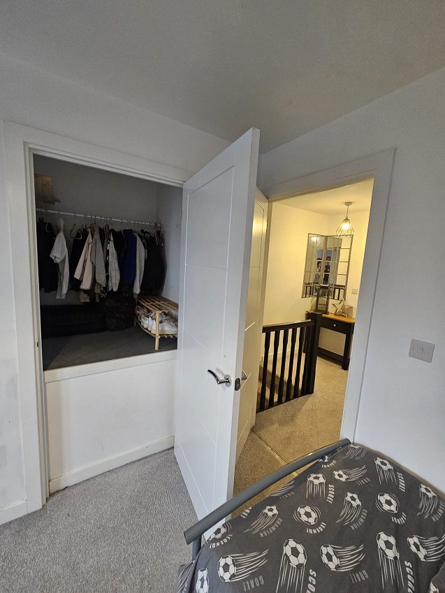 34 Ploughmans Lane Second Bedroom (4)