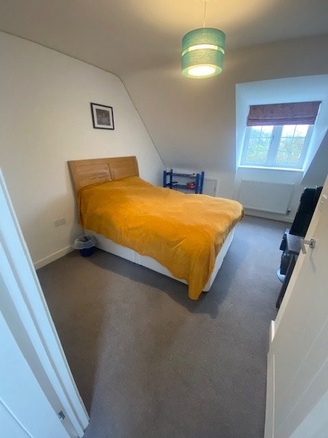 6 Oak Tree Floor 2 Bedroom