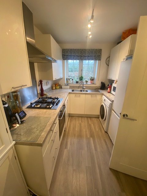 6 Oak Tree Kitchen #1