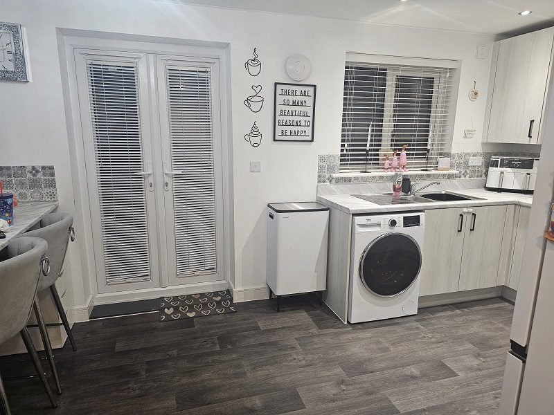 8 Cofa Road 1000029668