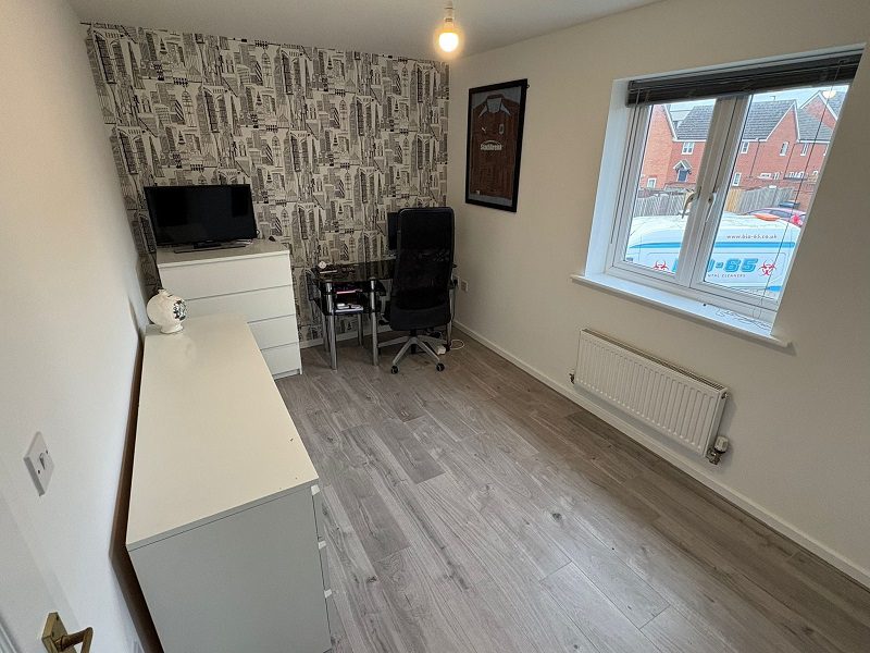 10 Jasper Bedroom 2 Picture 2