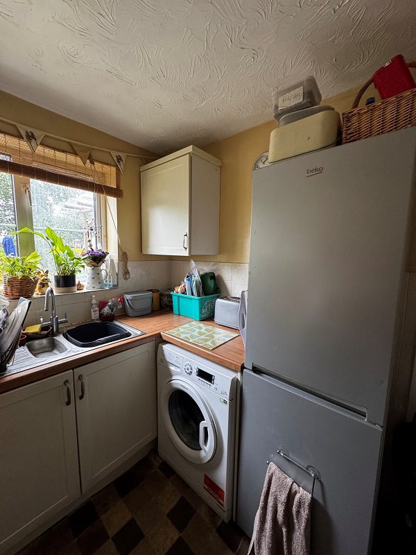 33 Chichester Kitchen 2