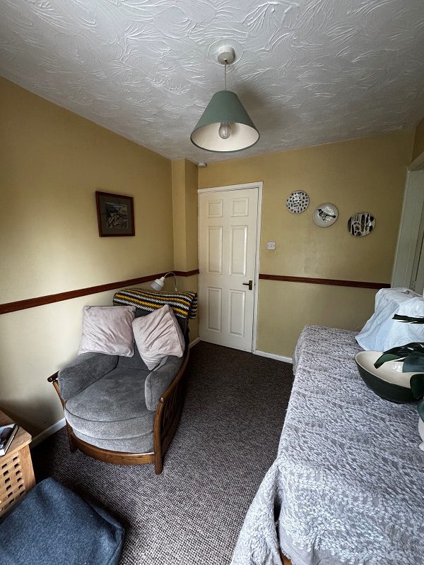 33 Chichester Room 2