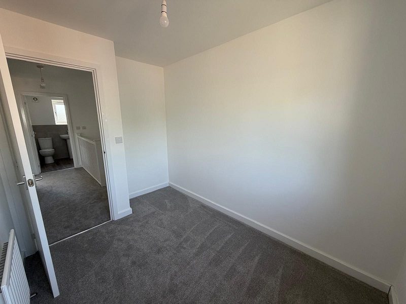 4 Giles Court 10