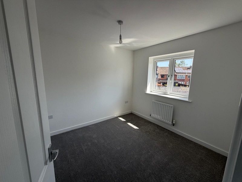 4 Giles Court 12