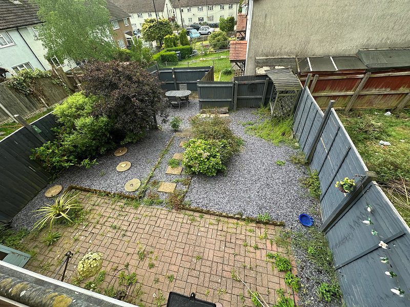 7 Lea Walk Garden