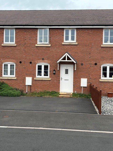 2 Herwick Close 16