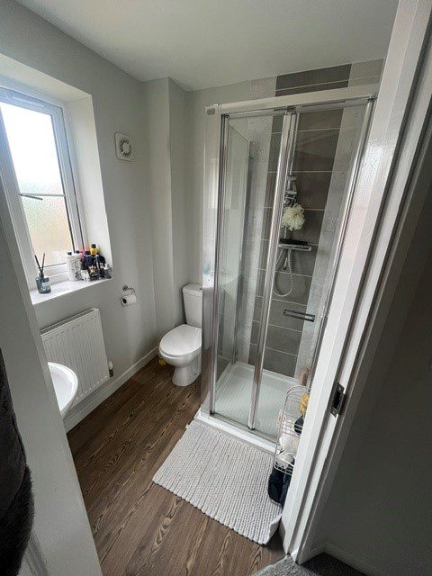 2 Herwick Close 4