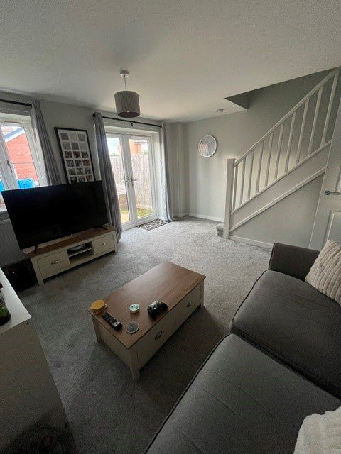 2 Herwick Close 7