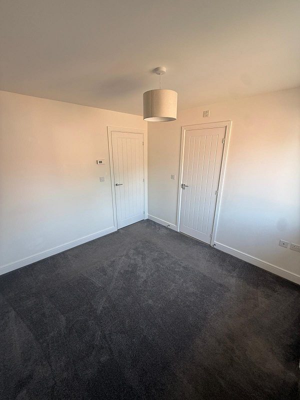 9 Millers Walk 24