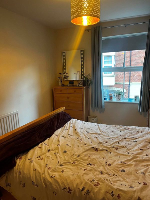 Flat 7 Portland Point 20