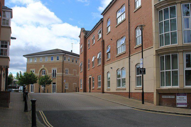 Flat 7 Portland Point 26