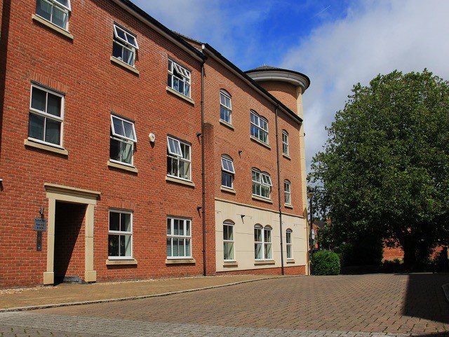 Flat 7 Portland Point 29