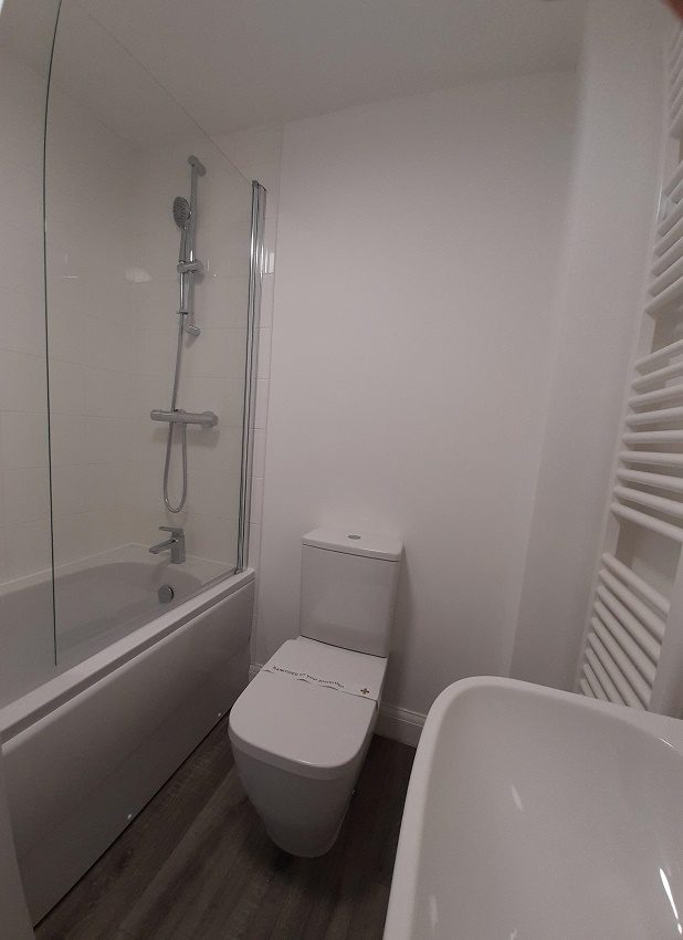 P19 Brook Bathroom
