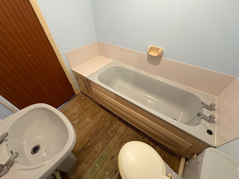 17 Lea Walk 9