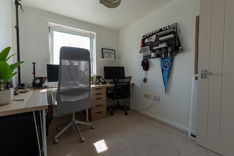 23 Amethyst Court 14