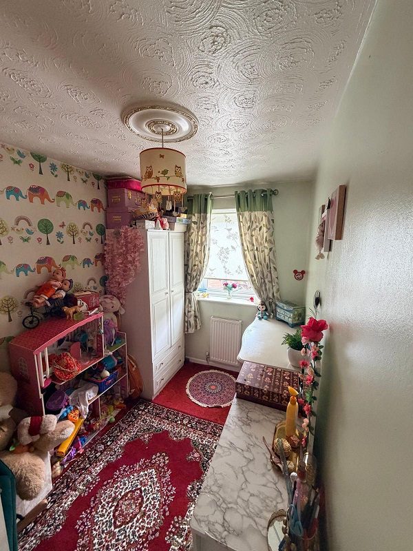 306 Chester Road 7